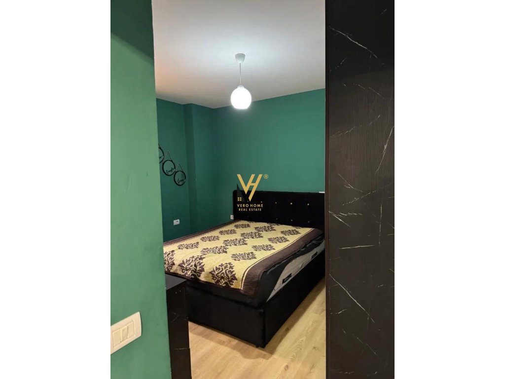 JEPET APARTAMENT 3+1+BLK ME QIRA TE KOPSHTI BOTANIK 55.000 LEKE 3