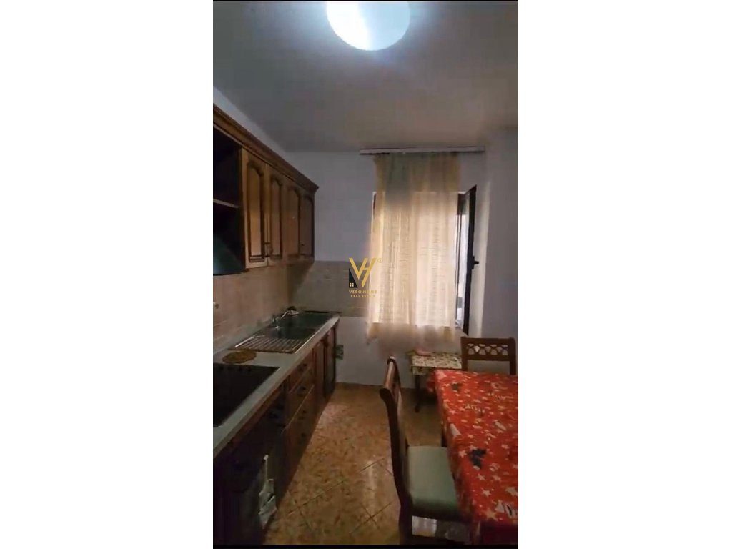 SHITET APARTAMENT 2+1+2+BLK TE PALLATI ME SHIGJETA 200.000 EURO 2