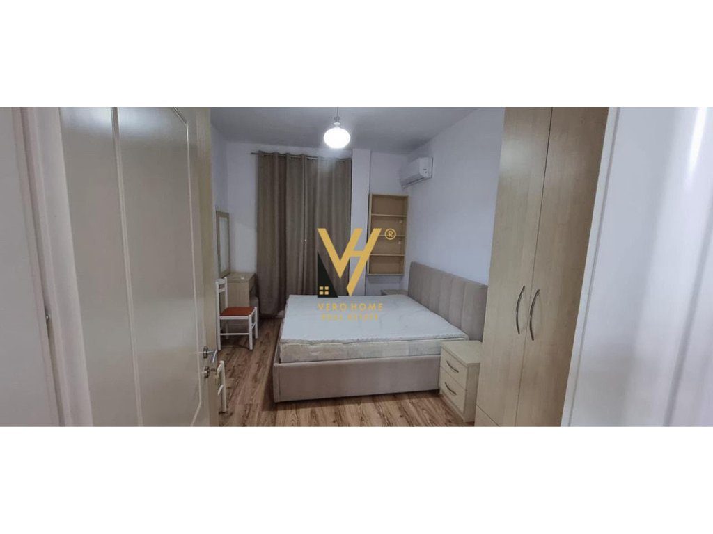 JEPET APARTAMENT 2+1+BLK ME QERA NE SAUK I RI 55.000 LEKE 3