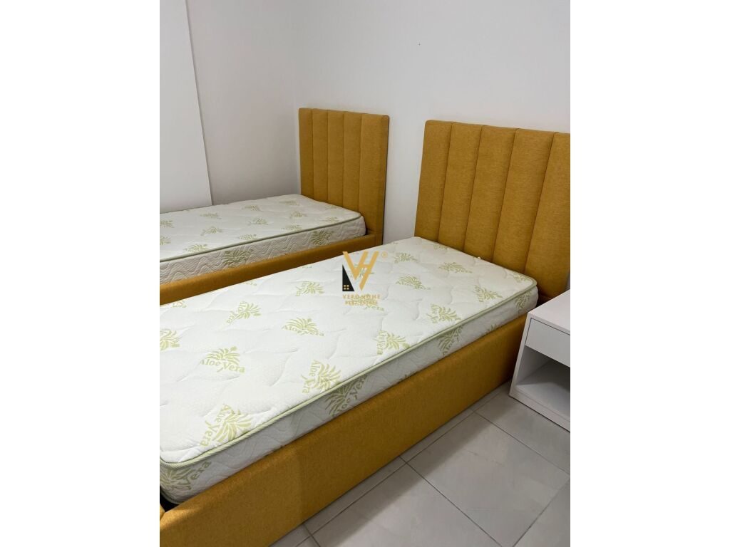 Jepet Apartament 2+1+2+post parkimi me qera te Kodra e Diellit 110 m2 2