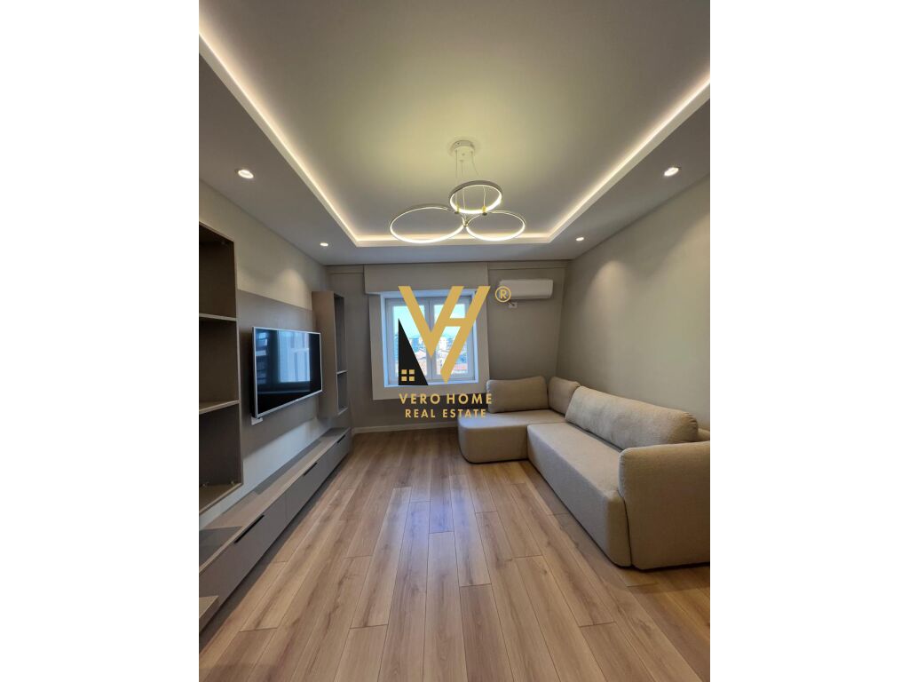 SHITET APARTAMENT 1+1+BLK TE RR.SULEJMAN DELVINA 165.000 EURO