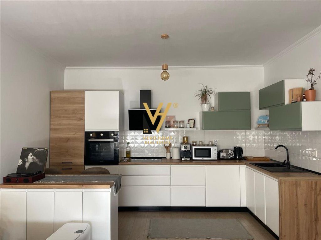 JEPET APARTAMENT 1+1 ME QERA NE DON BOSKO 600 EURO 3