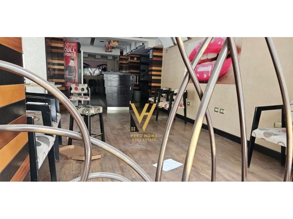 JEPET AMBIENT BIZNESI 204M2 ME QERA TE RR.SAMI FRASHERI 1.000 EURO 3
