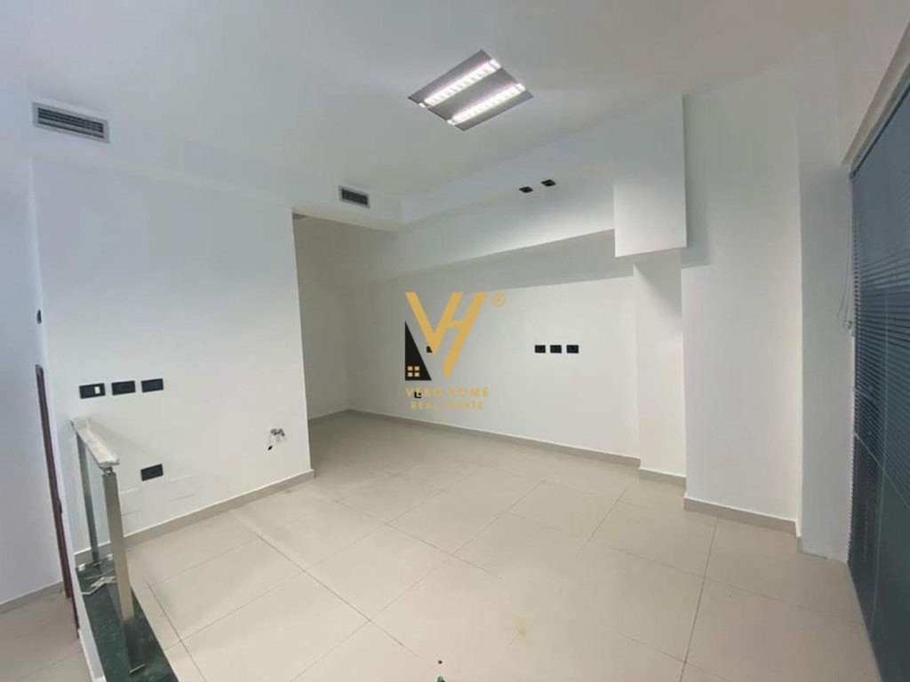 JEPET DYQAN 40 M2 ME QIRA TE KODRA E DIELLIT 25.000 LEKE 2
