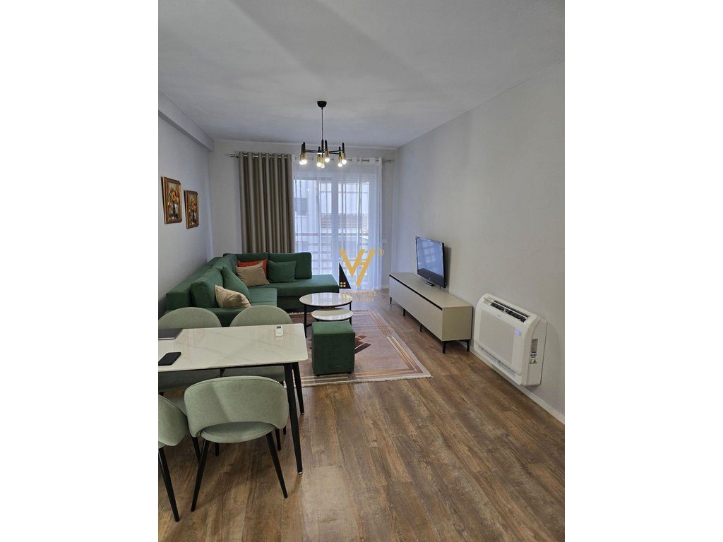 JEPET APARTAMENT 1+1+BLK ME QERA TE ZOGU I ZI 70.000 LEKE