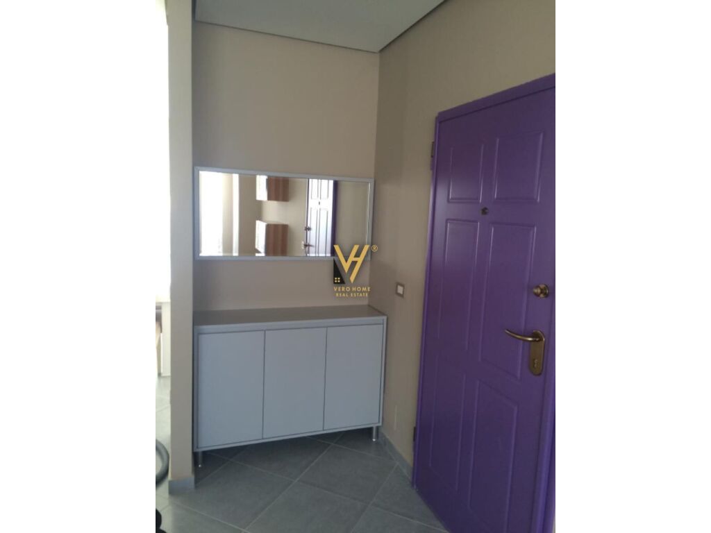 Jepet Apartament 3+1+2 me qera te Kodra e Diellit 160 m2 2
