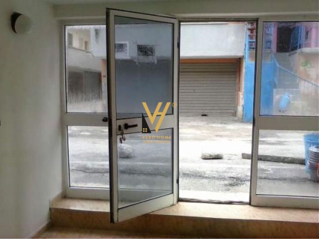 Jepet Ambient Biznesi me qera te Ali Demi 30 m2