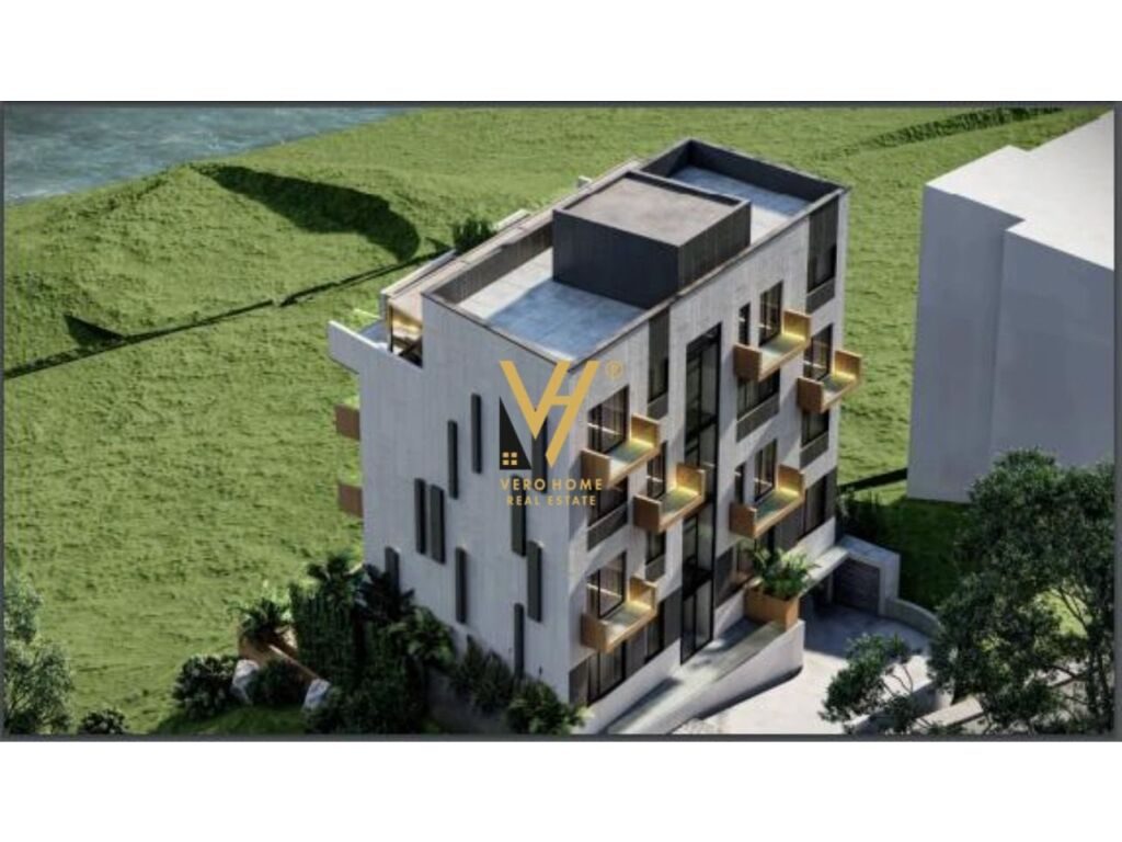 Shitet Penthouse 2+1+2 ne Sarande 132 m2 4
