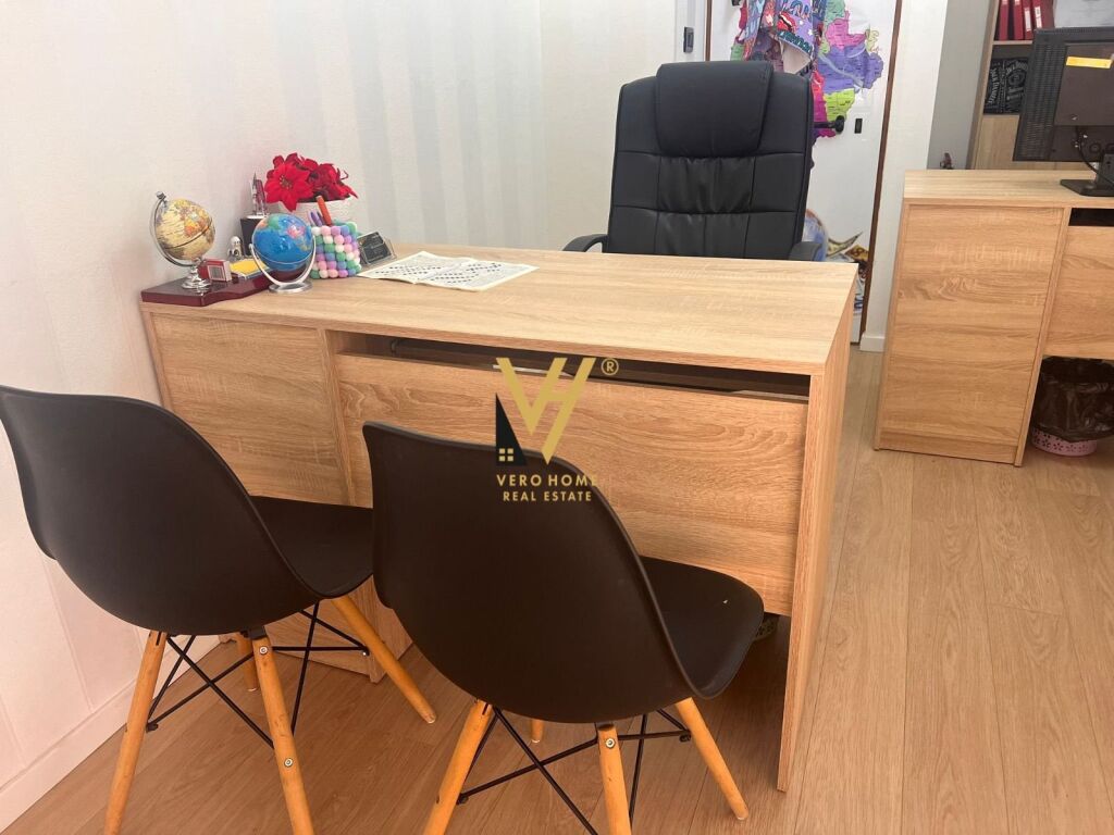 Jepet zyre me qera te Ish Ekspozita Sot 20 m2 3