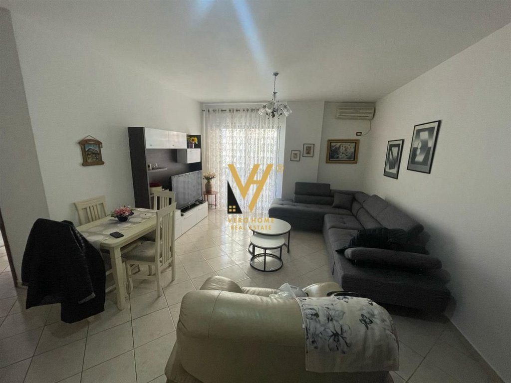 JEPET APARTAMENT 2+1+BLK ME QERA NE ASTIR 50.000 LEKE 2