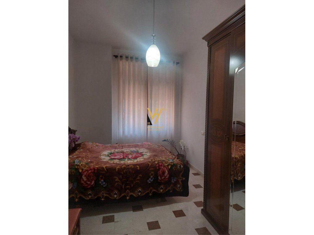 JEPET APARTAMENT 3+1+BLK ME QERA TE SHESHI AVNI RUSTEMI 800 EURO 2