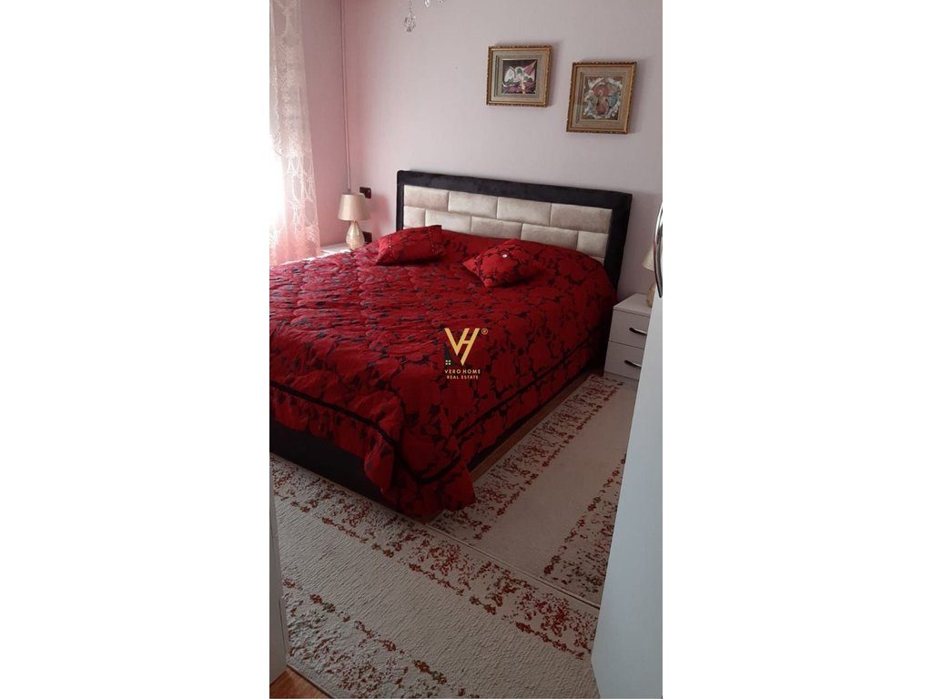 JEPET APARTAMENT 2+1 ME QIRA TE PAZARI I RI 60.000 LEKE 3