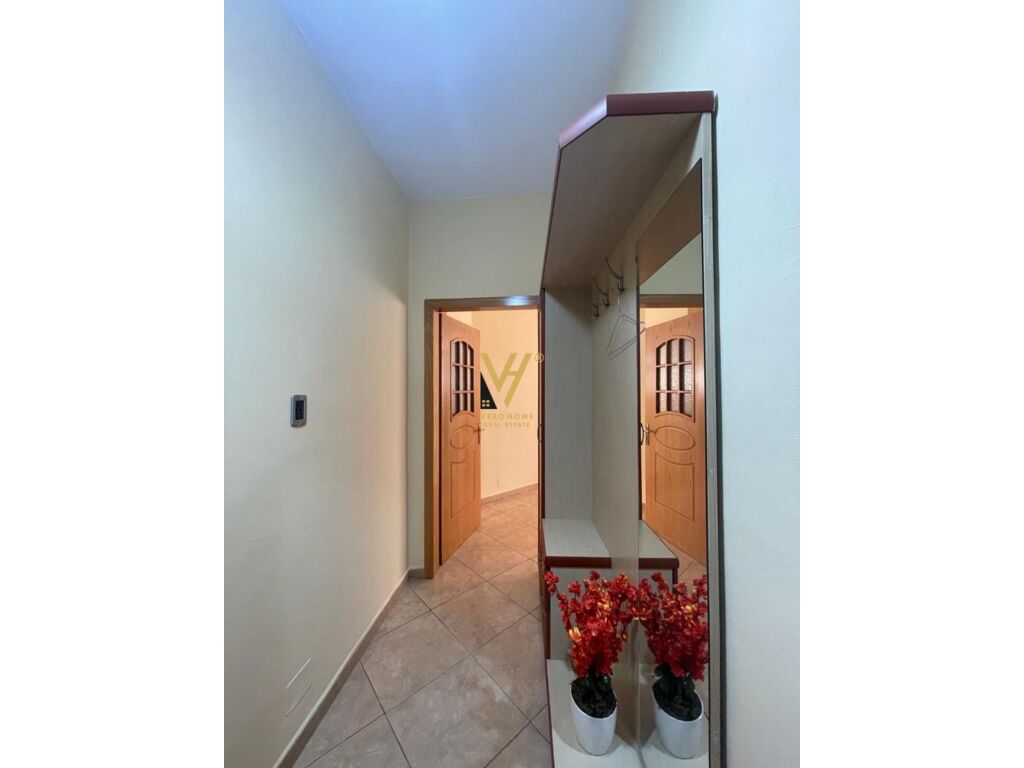 Jepet Apartament 1+1+ballkon me qera te Rruga e Dibres 70 m2 4