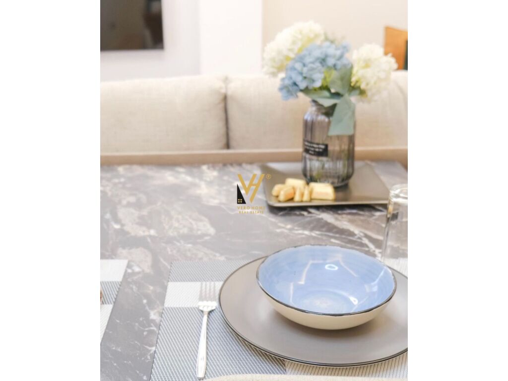 Jepet Apartament 1+1 + 2 Ballkone me qera te Rruga e Kosovareve 60 m2 4