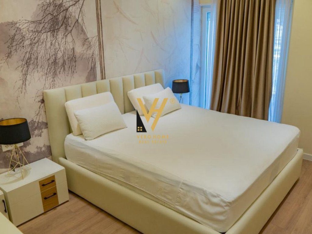 JEPET APARTAMENT 2+1+2 ME QERA TE KODRA E DIELLIT 2, 900 EURO 4