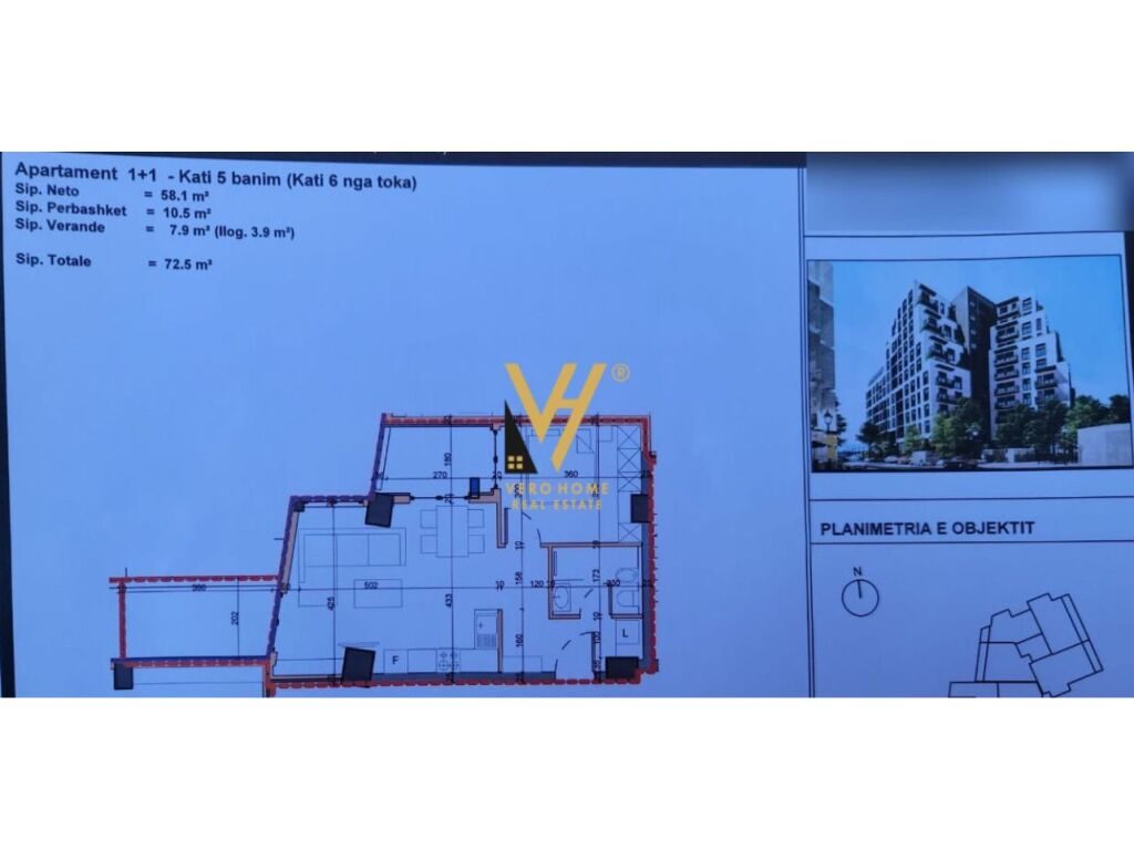 Shitet Apartament 1+1+ballkon te Pazari i Ri 72 m2