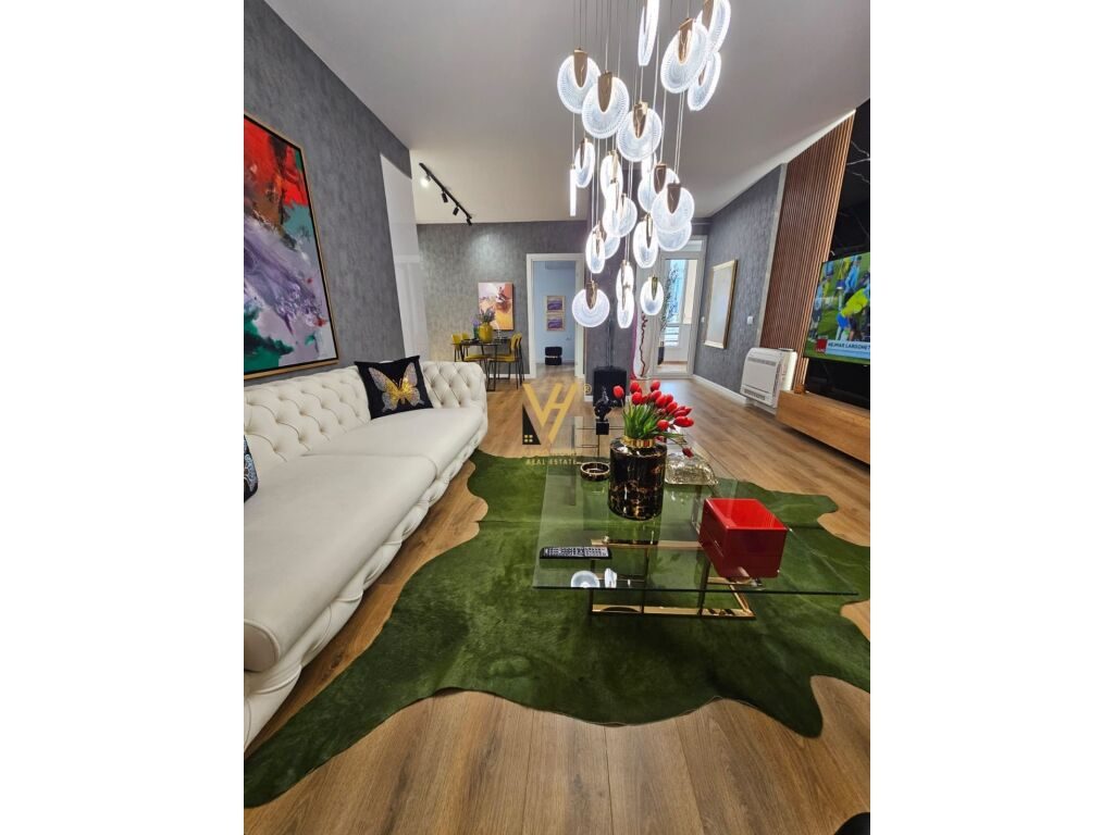 Shitet Apartament 2+1+2+ballkon te 21 Dhjetori 138 m2 3