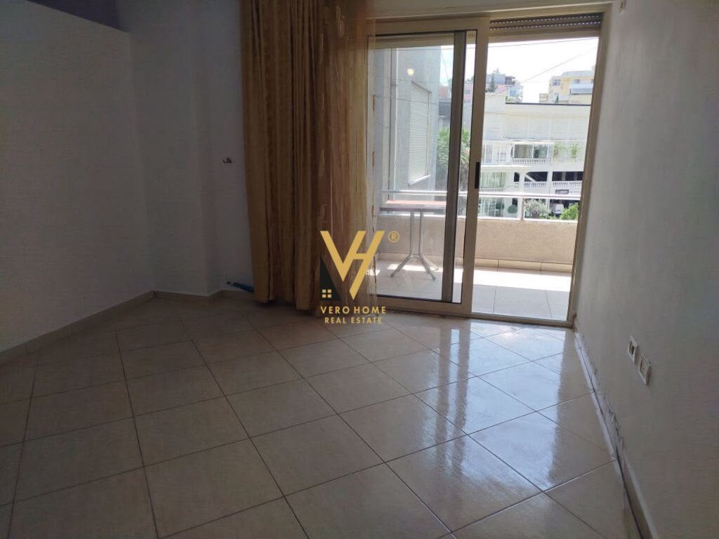 SHITET APARTAMENT 2+1+BLK NE FRESK 13.800.000 LEKE 3
