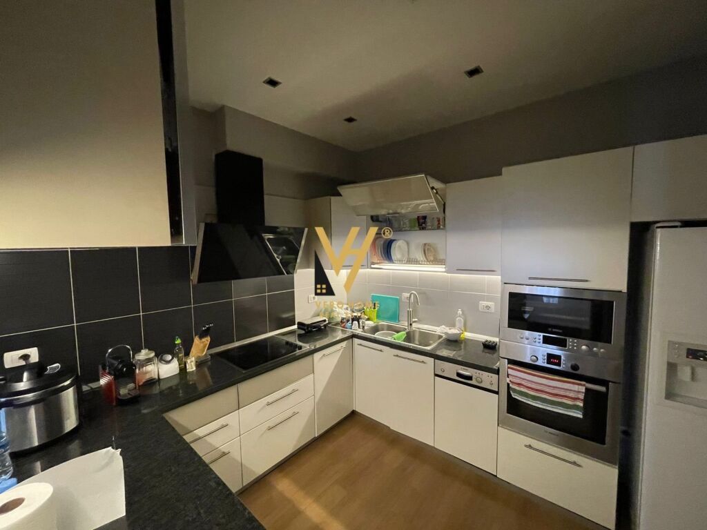 Jepet Apartament 2+1+2+ballkon me qera te Rruga e Elbasanit 130 m2 4