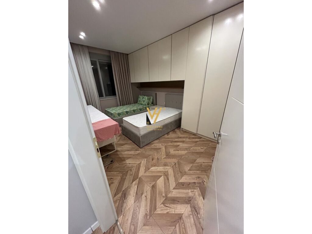 Shitet Apartament 2+1+2 te Liqeni i Thate 95 m2 3