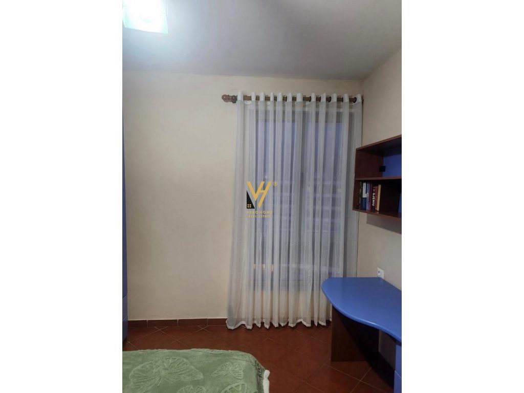 JEPET APARTAMENT 1+1 ME QERA TE RRUGA IRFAN TOMINI 57.000 LEKE 4