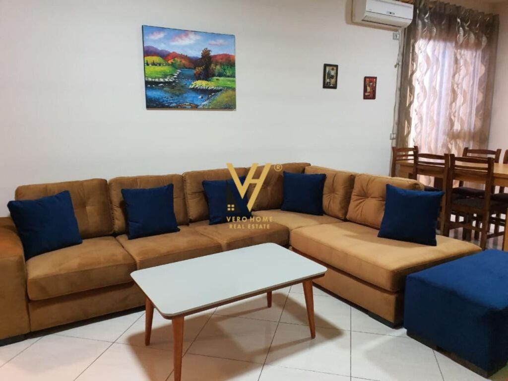 Jepet Apartament 2+1+ballkon me qera te Hotel Hillton 116 m2