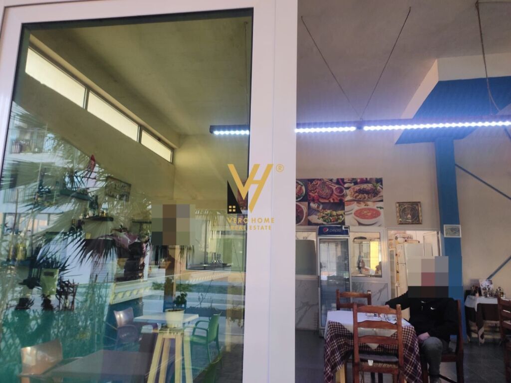 Shitet Bar-Restorant ne Golem 200 m2 4