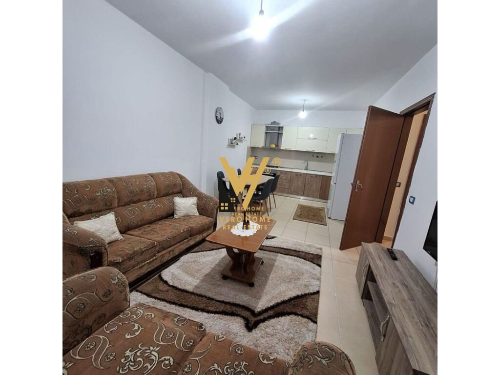 JEPET APARTAMENT 2+1+BLK ME QERA NE YZBERISHT 450 EURO