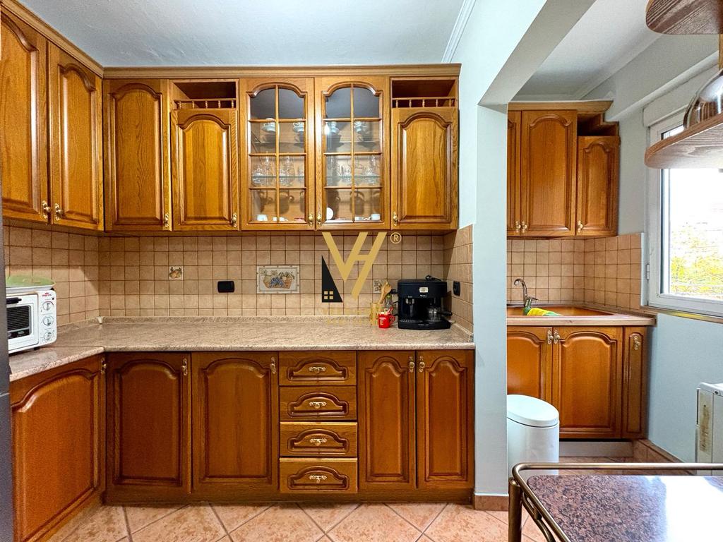 JEPET APARTAMENT 1+1 ME QERA NE LAPRAKE 45.000 LEKE 2