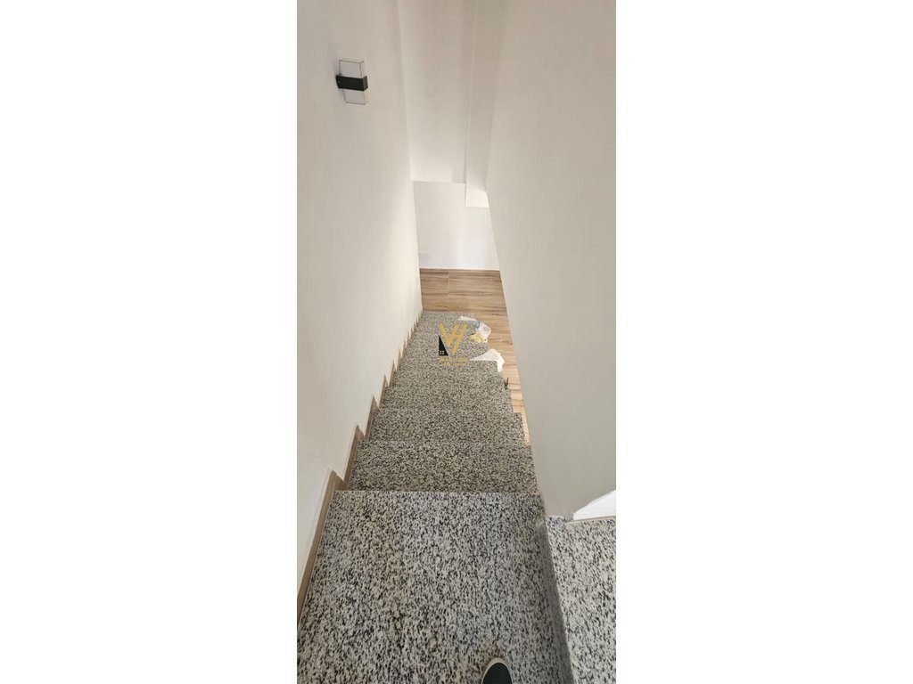 SHITET DUPLEX 2+1+2+VERANDE NE GOLEM 175.000 EURO 3