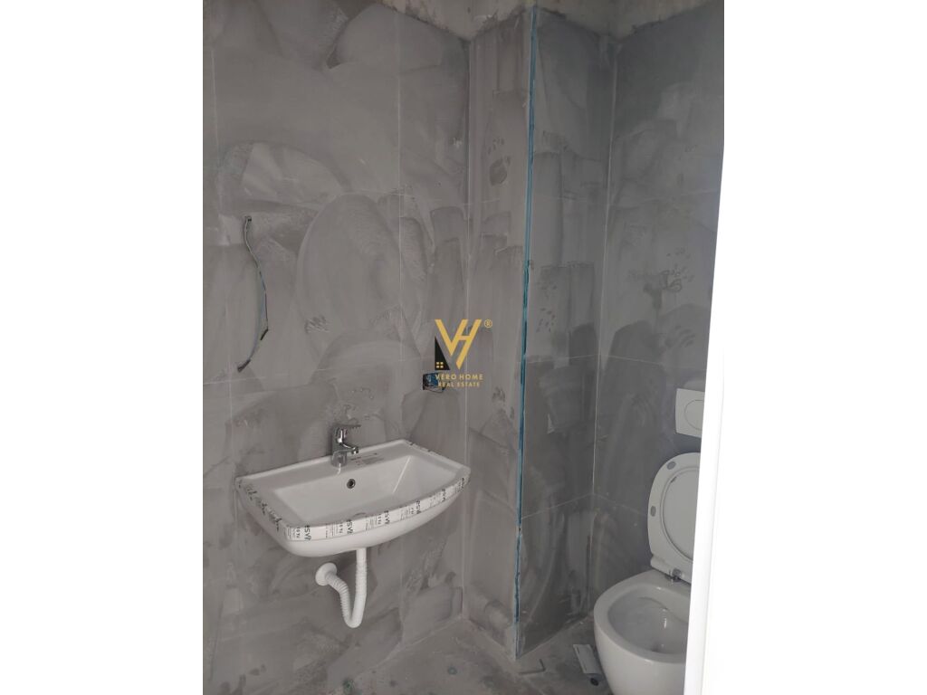 Jepet Zyre me qera te Lakeview , Liqeni Artificial 53 m2
