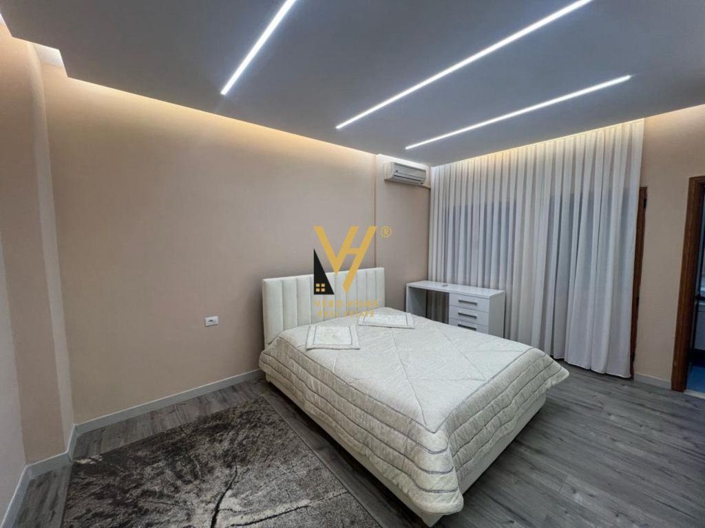 JEPET APARTAMENT 3+1+2+2BLK ME QIRA TE FIORI DI BOSCO 900 EURO 4