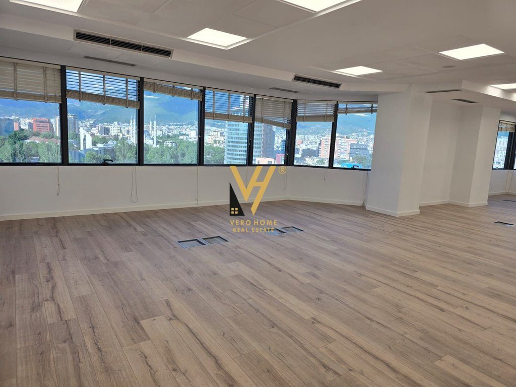 JEPET ZYRE 110 M2 ME QIRA TE KULLAT BINJAKE 250.000 LEKE