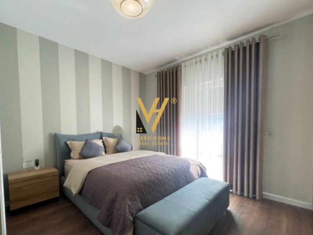 Jepet Apartament 3+1+2 me qera te Liqeni i Thate 143 m2