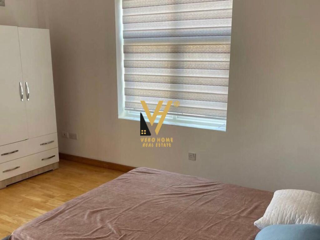 JEPET APARTAMENT 2+1+BALLKON TE TREGU ELEKTRIK 50.000 LEKE 4