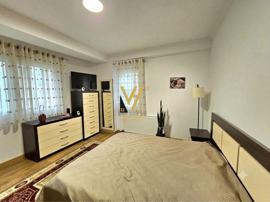 JEPET APARTAMENT 2+1+BLK ME QERA TE KOPSHTI BOTANIK 700 EURO 4