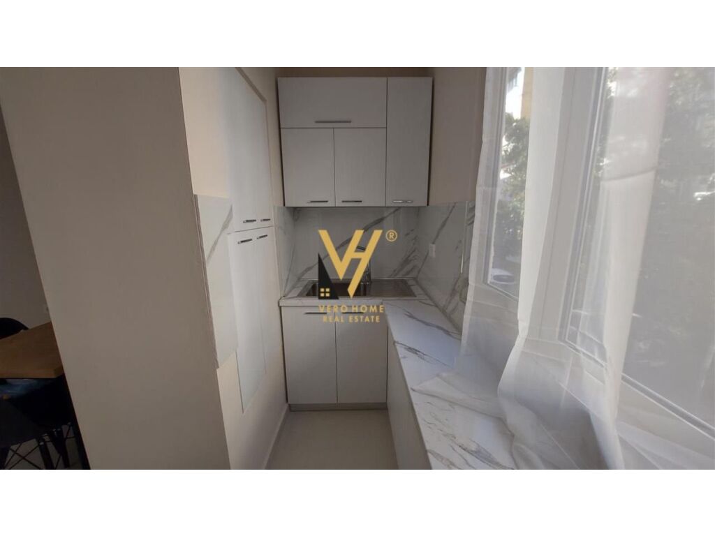 Jepet Apartament 2+1+ballkon me qera ne Vasil Shanto 65 m2 3
