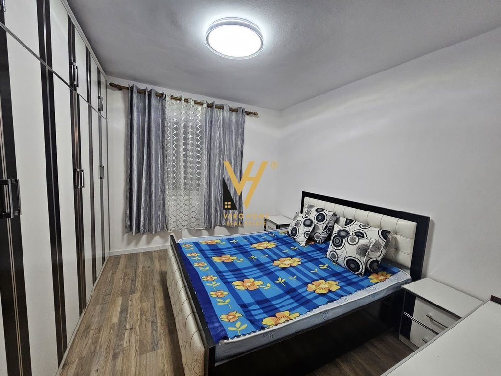 JEPET APARTAMENT 2+1 ME QIRA TE IRFAN TOMINI 50.000 LEKE 3