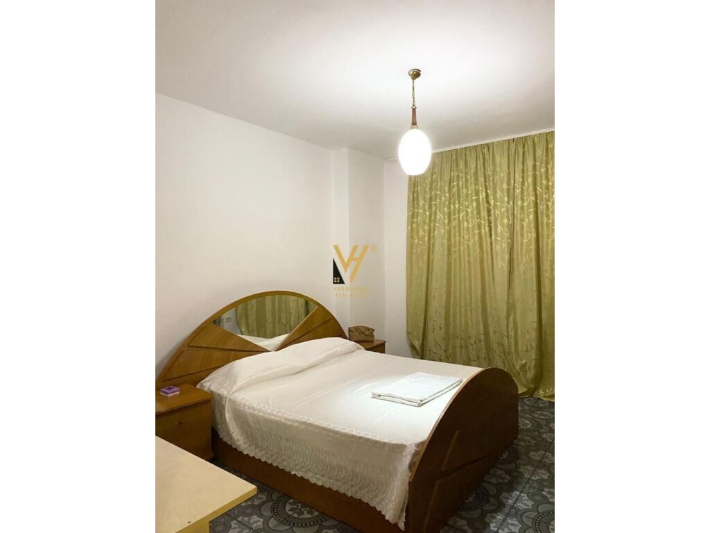 Jepet Apartament 2+1+ballkon me qera te Shkolla e Baletit 90 m2