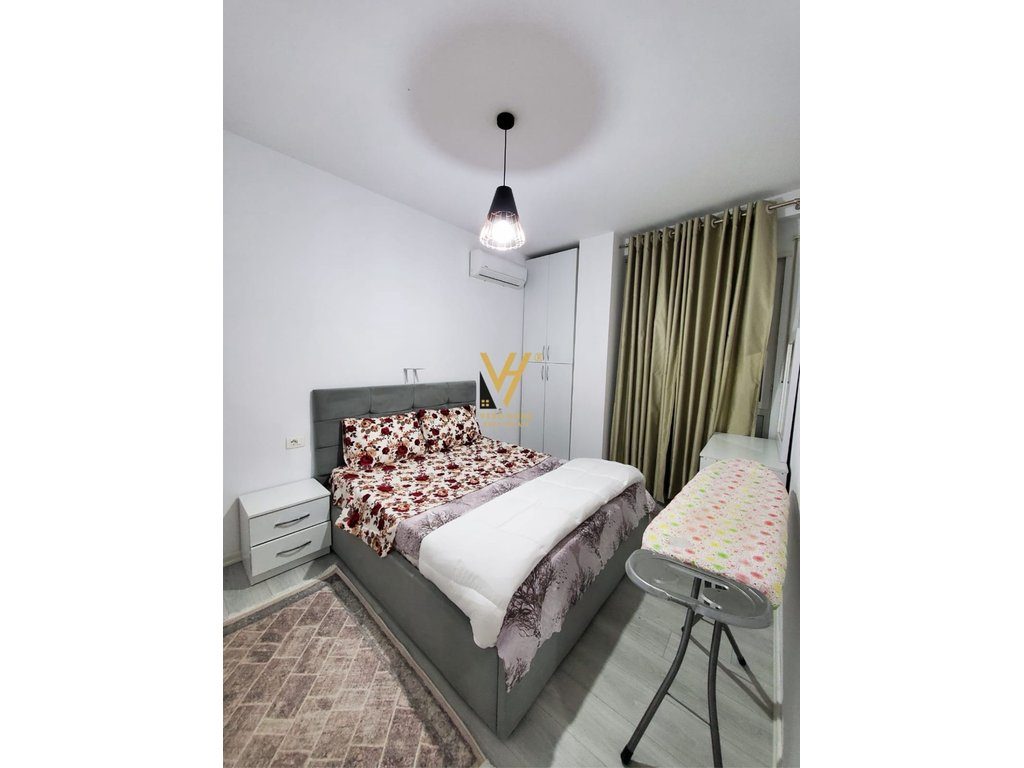 JEPET APARTAMENT 1+1+BLK ME QIRA TE KOMUNA PARISIT 70.000 LEKE 4