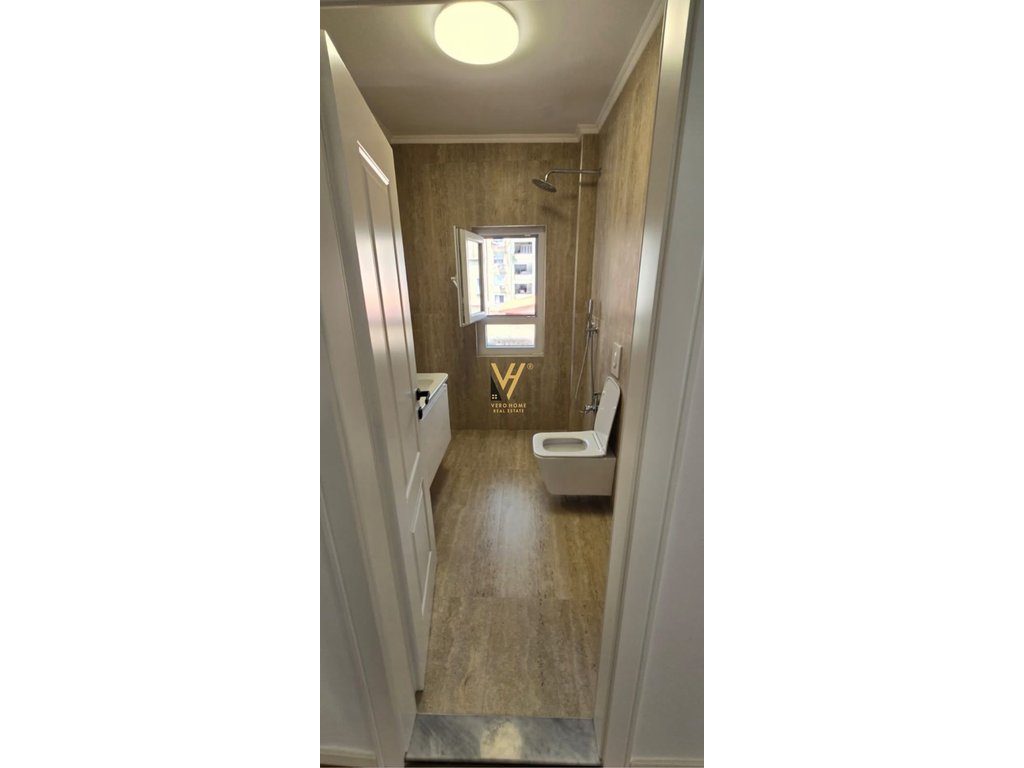SHITET APARTAMENT 1+1+BLK TEK RRUGA NDRE MJEDA 140.000 EURO 4