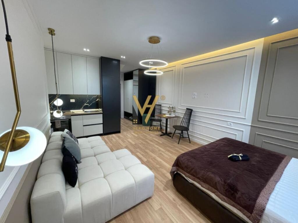 Shitet Garsonjere 42.3 m2 te Kompleksi Square 21