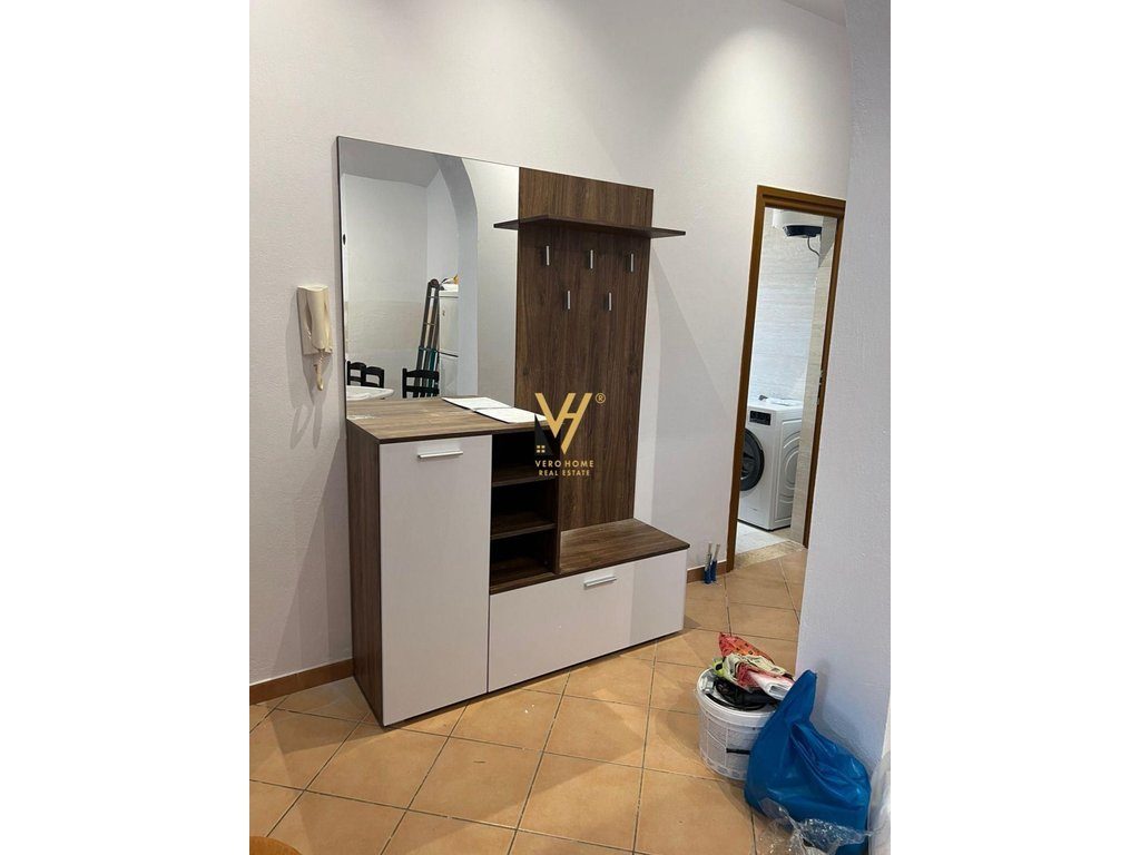 JEPET APARTAMENT 3+1+3BLK ME QERA NE SELITE 55.000 LEKE 4