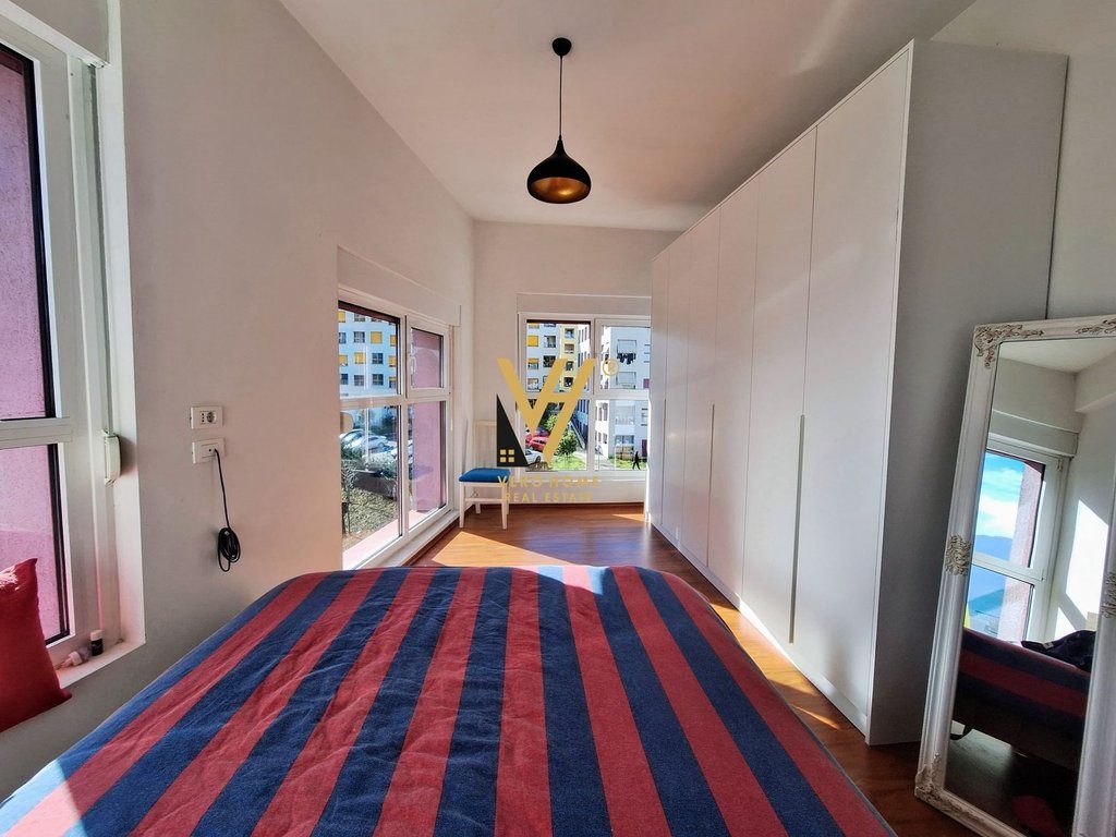 JEPET APARTAMENT 2+1+2 ME QERA NE ALI DEM 550 EURO 4