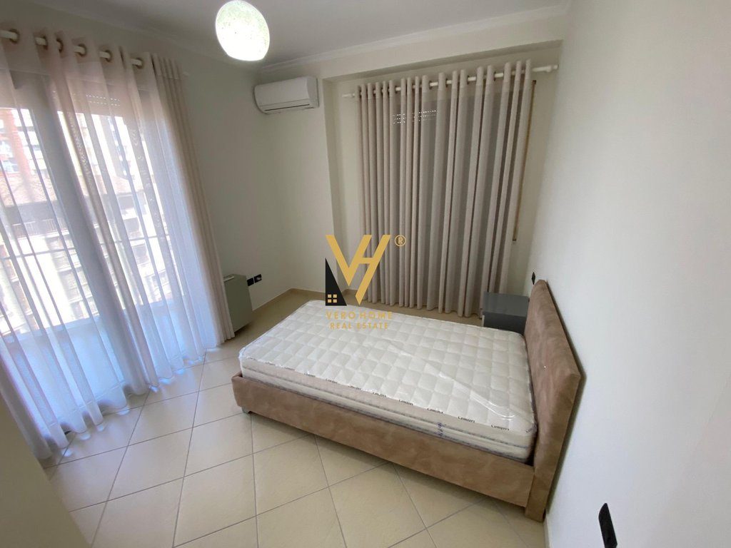 JEPET APARTAMENT 2+1+2+2BLK ME QIRA RRUGA E KOSOVAREVE 1.100 EURO 4