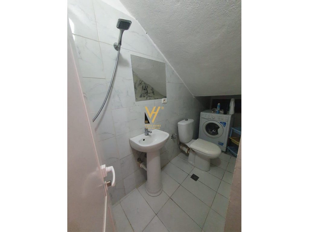JEPET APARTAMENT 1+1 ME QIRA NE SELITE 45.000 LEKE 4