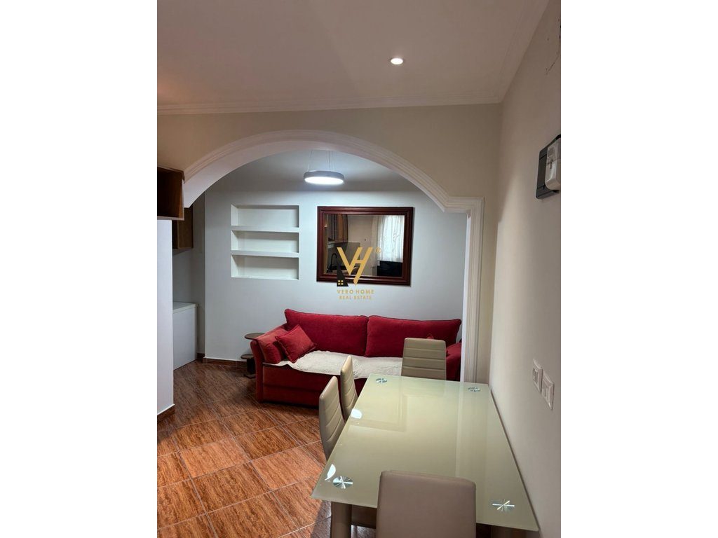 JEPET APARTAMENT 1+1+BLK ME QERA TE 5 MAJI 45.000 LEKE