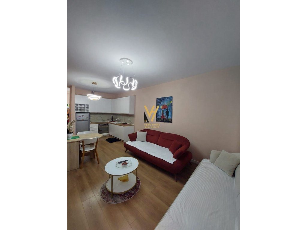 JEPET APARTAMENT 1+1+BLK ME QERA TE RRUGA BARRIKADAVE 750 EURO 2