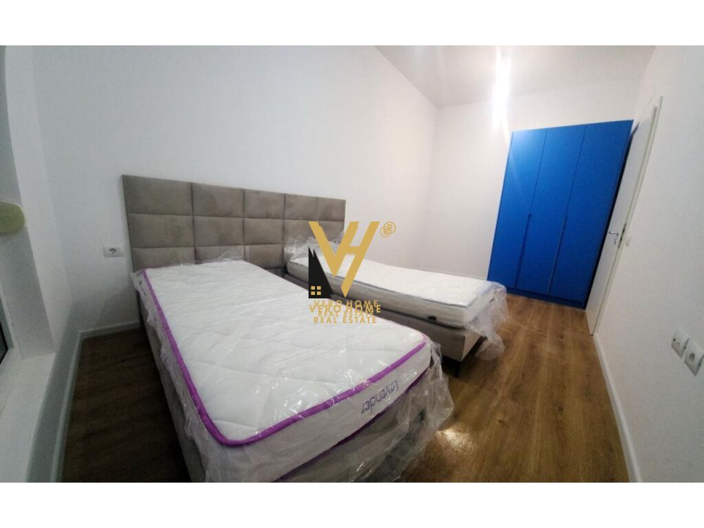 JEPET APARTAMENT 1+1 ME QERA TE ALI DEMI 45.000 LEKE 3