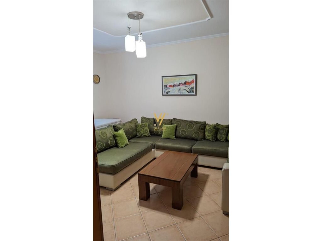 Shitet Apartament 2+1+ballkon ne Laprake 92 m2 2